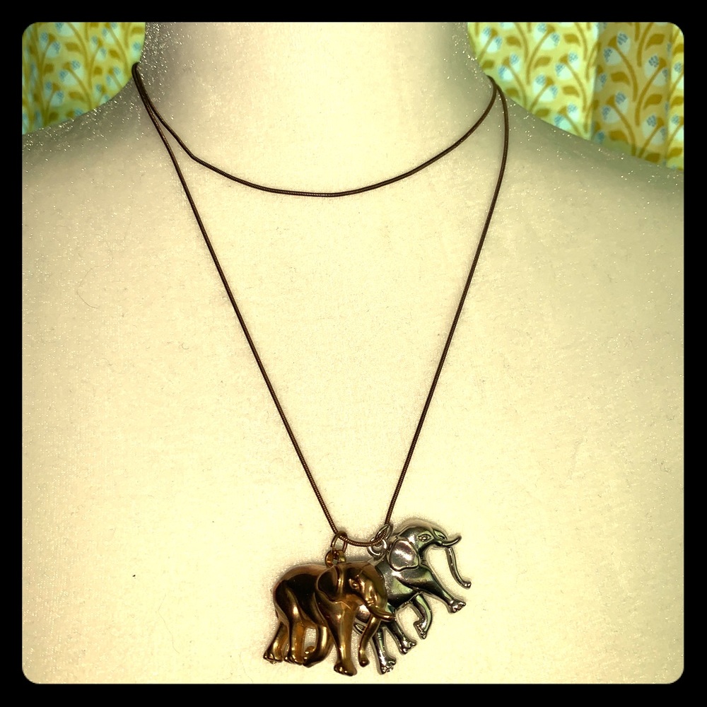 Double elephant necklace 🐘🐘